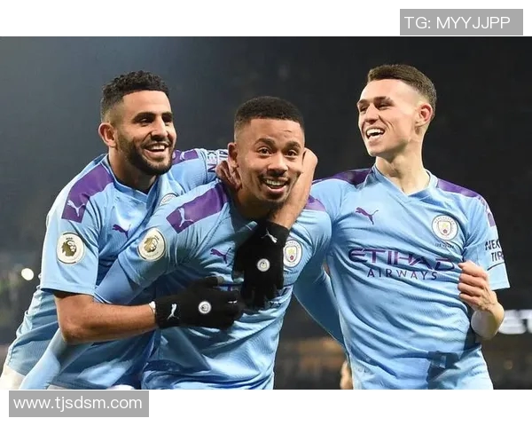 英超经典对决曼城与利物浦精彩回放全程回顾与分析